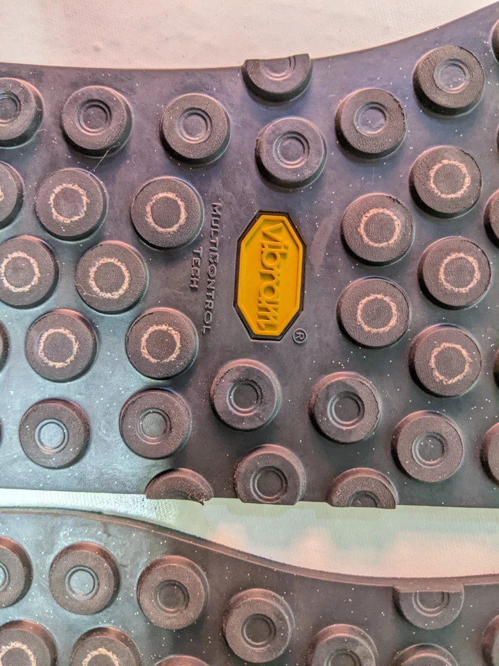 Quality Vibram Full Trainer Soles - Image 4 of 4