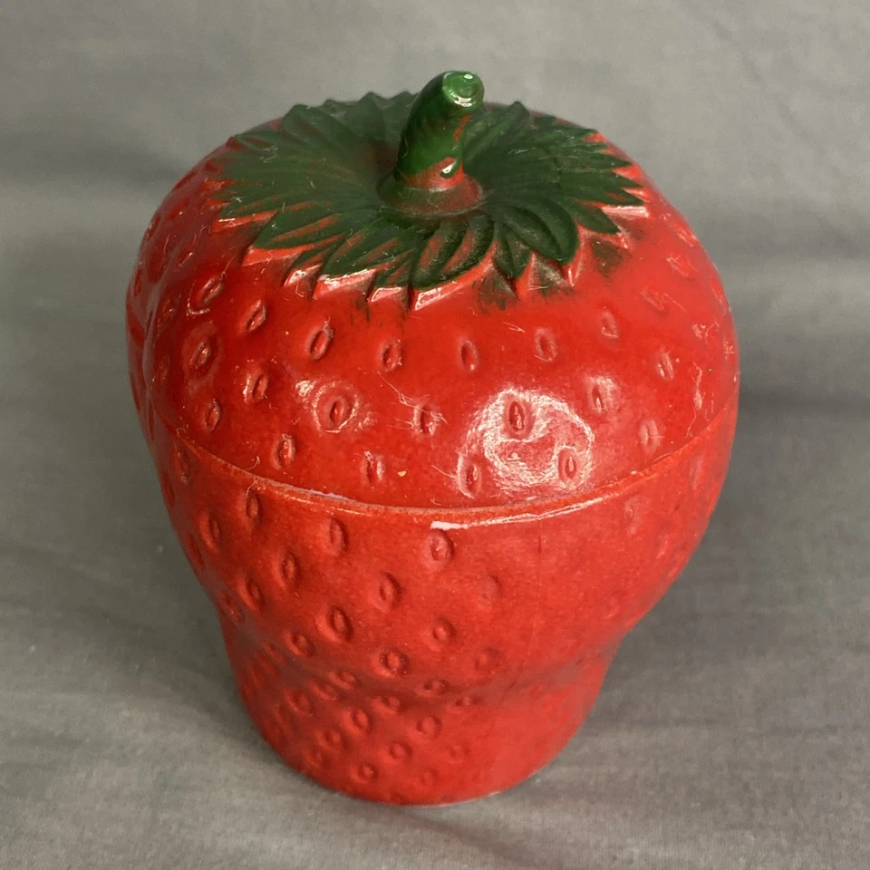 Vintage Hazel Atlas Milk Glass Strawberry Lidded Jam or Jelly Jar - Image 4 of 4