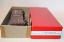 HO Scale Athearn, 40' Box Car, Santa Fe Chief, #156270 Weathered, MW, KDs