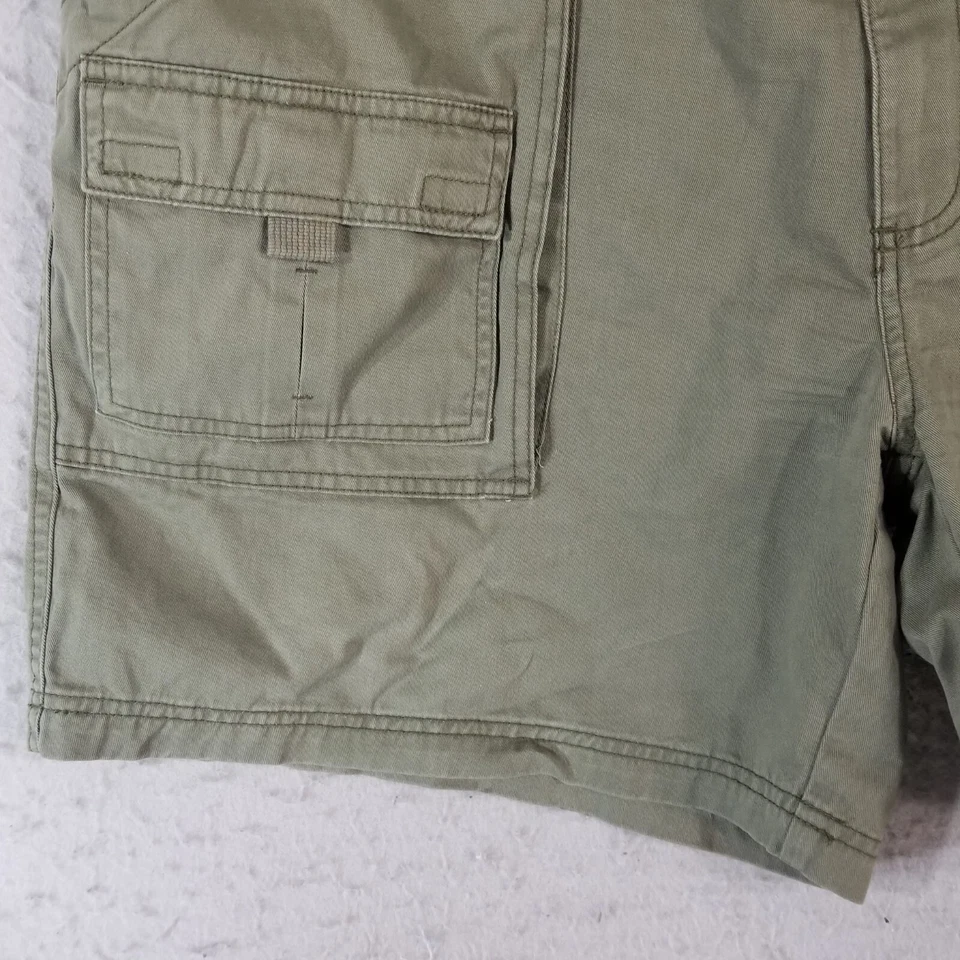 St John's Bay cargo hiking shorts men's 42x 6.5 khaki green cotton comfort waist - Image 4 of 4