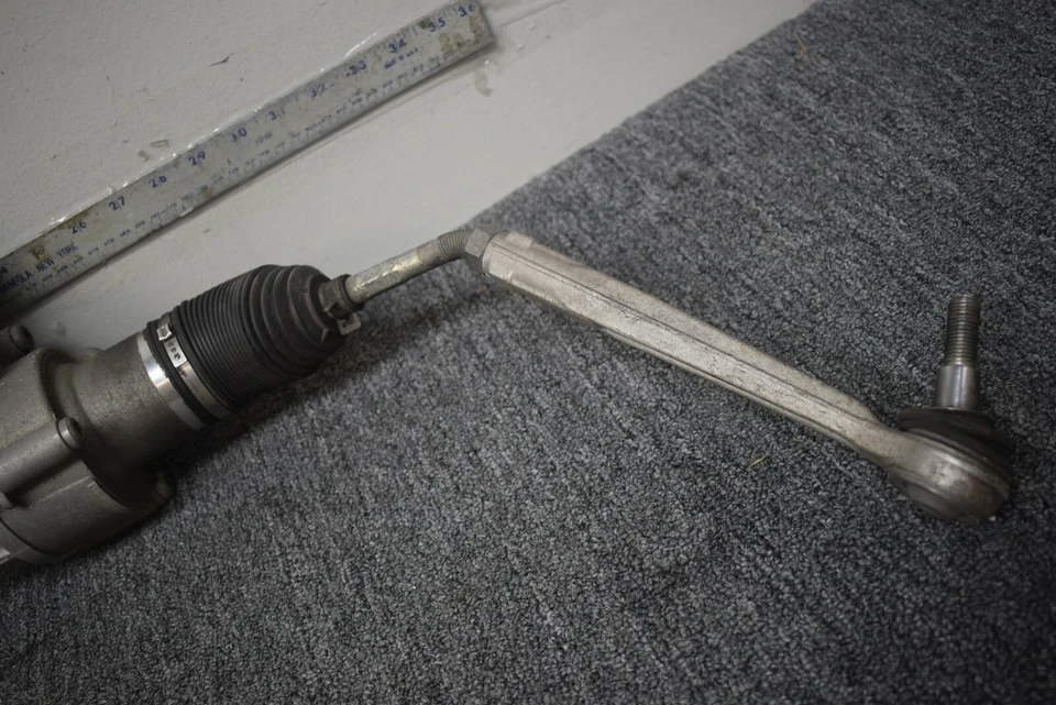 2012-2016 PORSCHE 911 CARRERA STEERING GEAR FACTORY OEM - Image 4 of 4