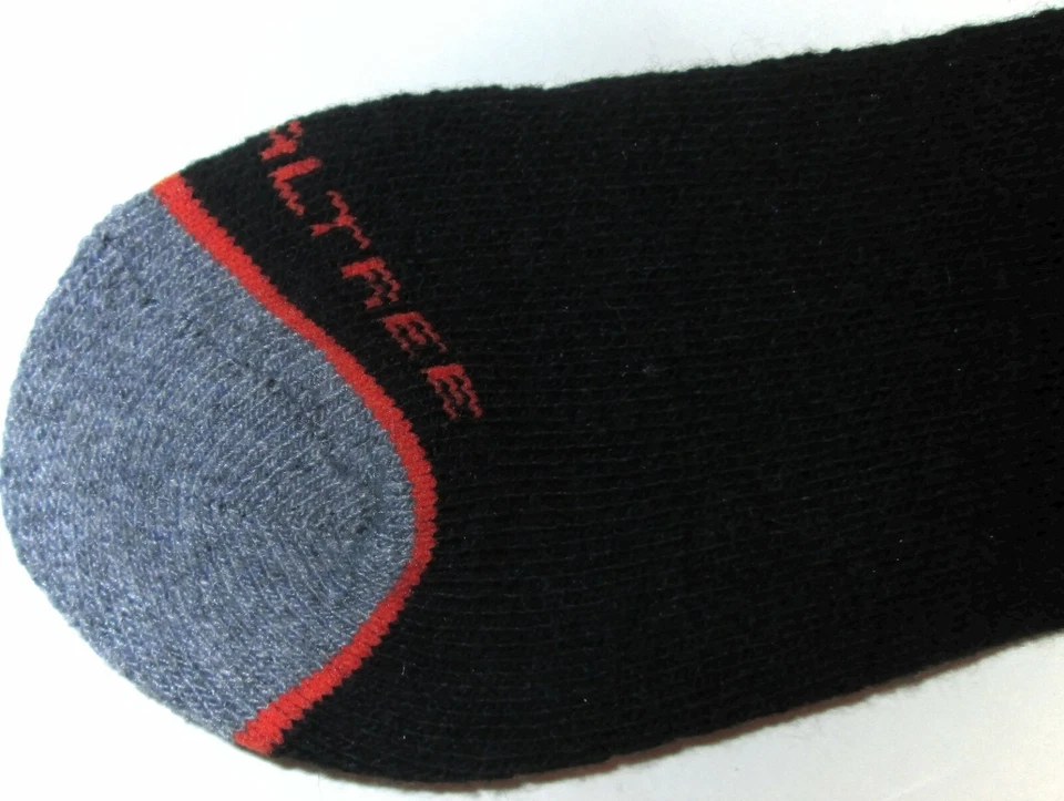 6 Pairs Mens Realtree Wool Blend Fully Cushioned Mid Calf Crew Boot Socks - Image 2 of 4