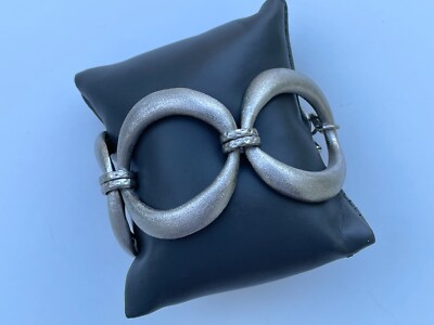Rivka Friedman Ladies Bracelet Silver Tone Women Wrist Band Oval Link Toggle New