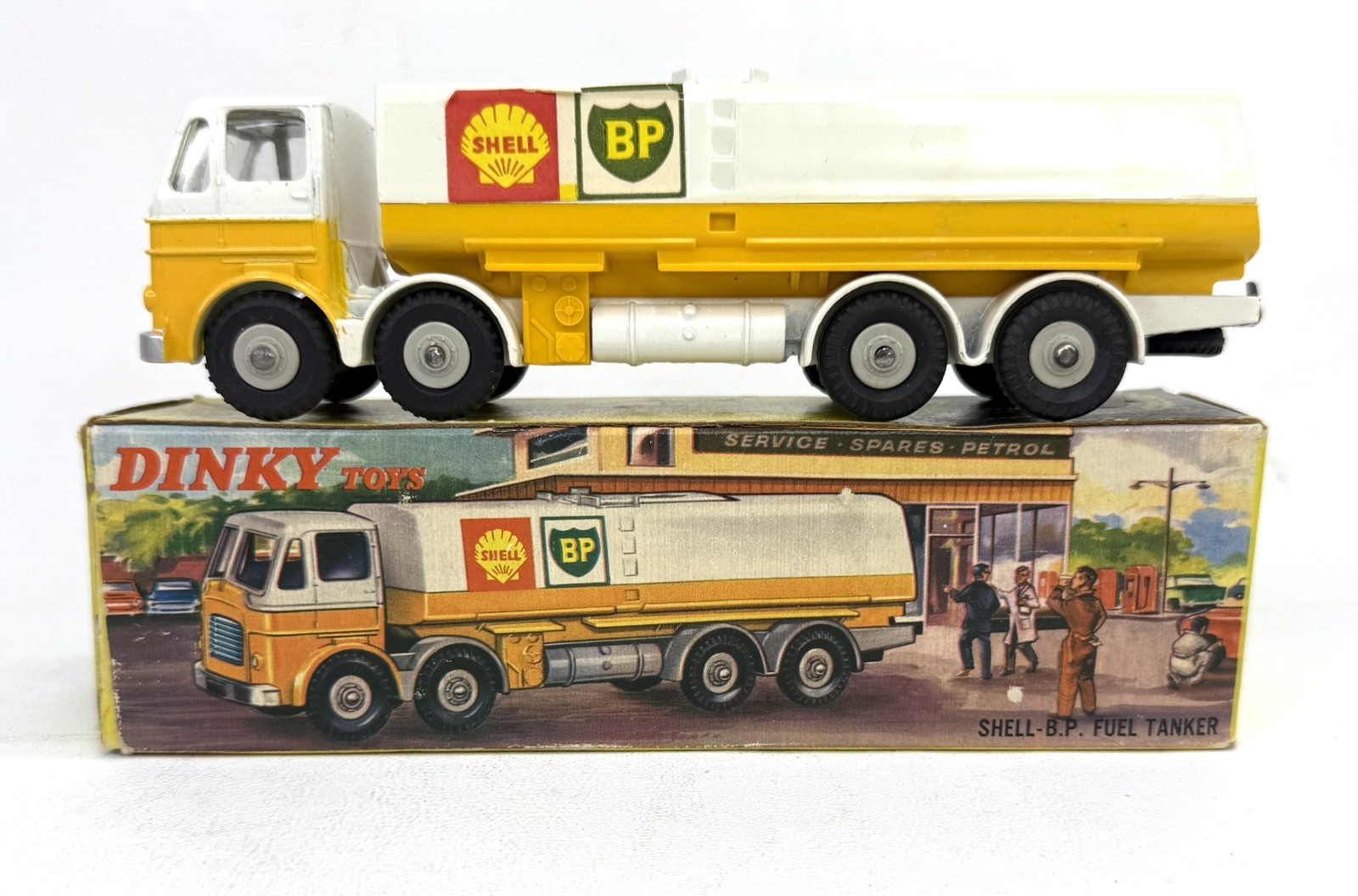 Dinky 944, Fuel Tanker (Shell BP) - Free Price Guide & Review