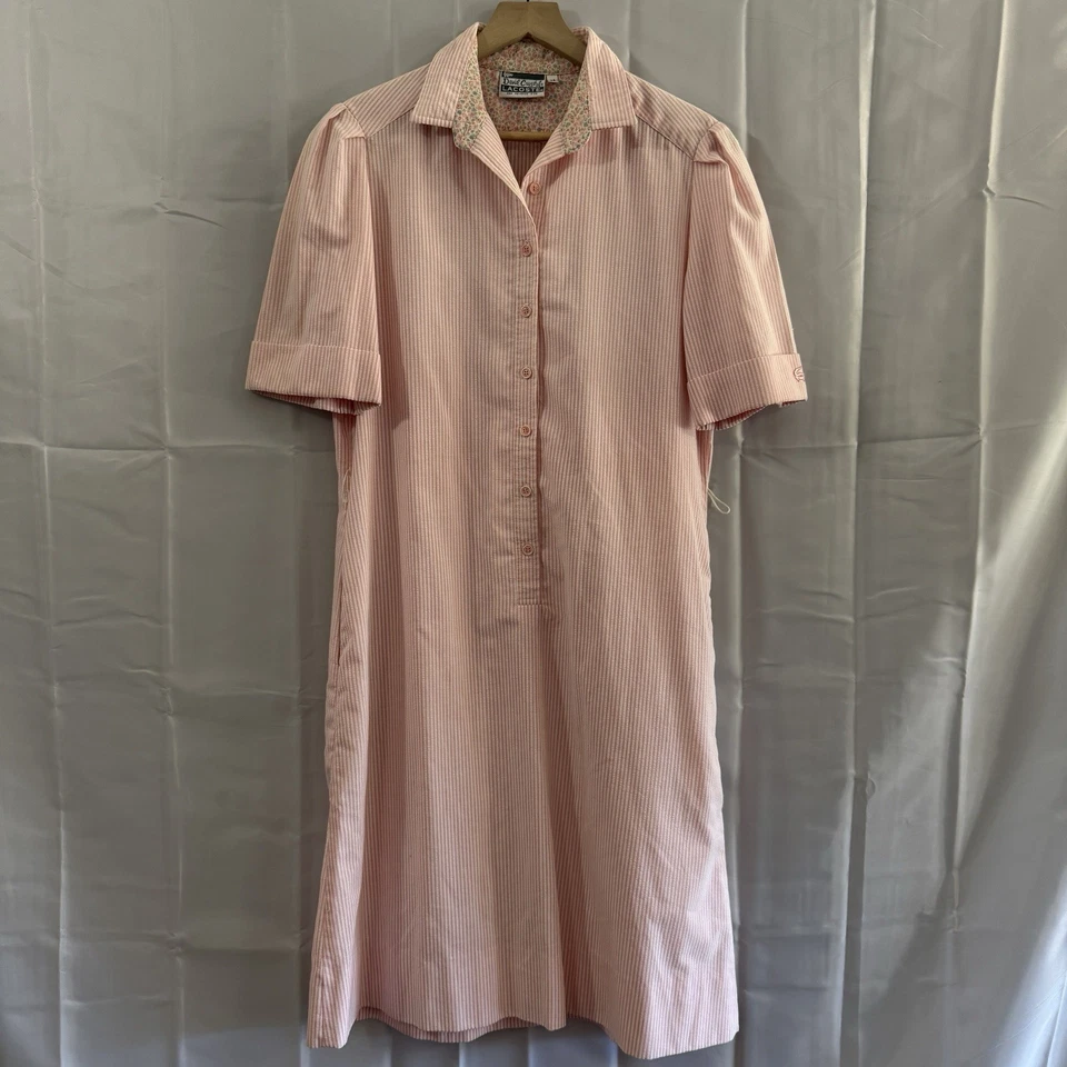 Vestido corto de tenis David Crystal Vintage Lacoste rosa blanco Seersucker 14* Foto 2 de 4