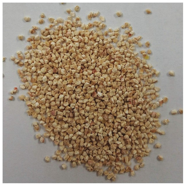Blast Media Corn Cob, 40 lb (14/20 Grit)