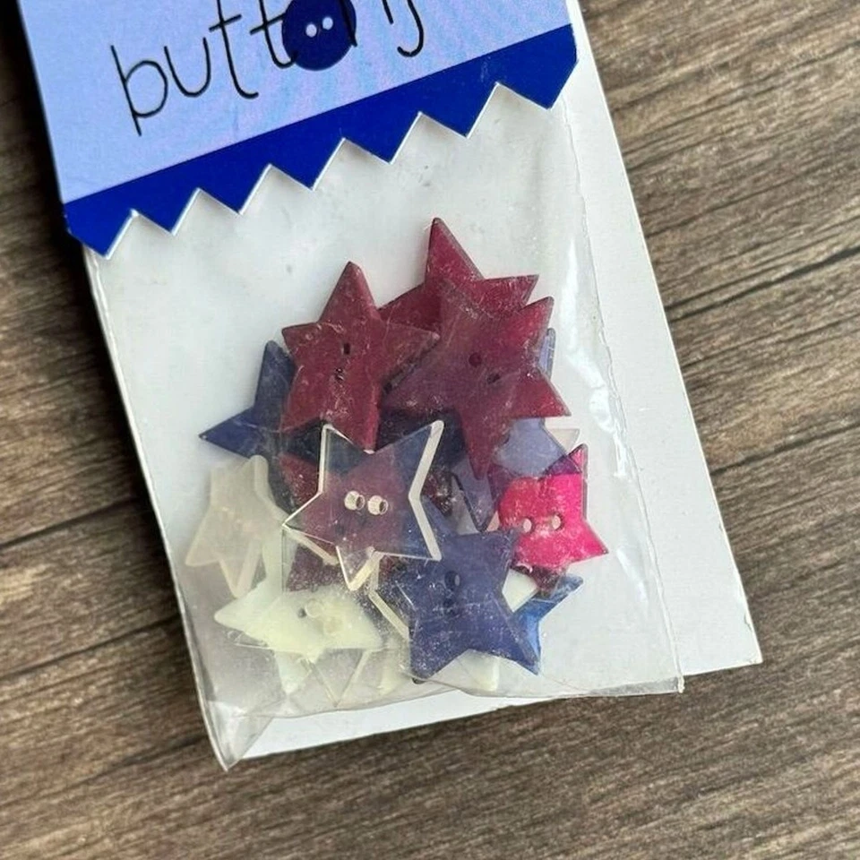 NEW Vintage Y2K Doodlebug Design Inc Country Stars Buttons Red White Blue 18 Pc - Image 2 of 4