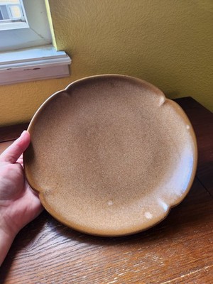 Frankoma Pottery Plainsman Satin Brown 10  Dinner Plate 5F Scallop Rustic Retro
