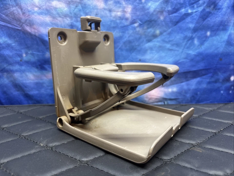 Portavasos tostado Toyota Sienna 98-03 2000 2001 2003 98 1999 66996-AE010 Foto 2 de 4