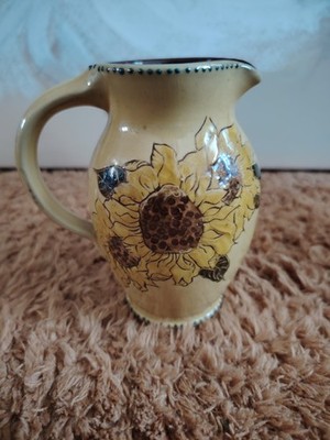 Kleine Kanne mit Sonnenblumenmuster, Scores Pottery of Barnstaple, signiert G Jones