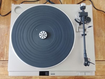 Fisher Studio-Standard Plattenspieler Semi Automatic MT-125