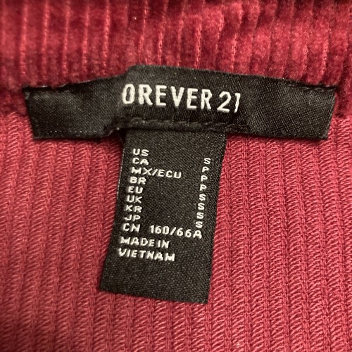 Forever 21 Red Velvet/corduroy Mini Skirt Size Small Button Closure No Pockets - Picture 4 of 9