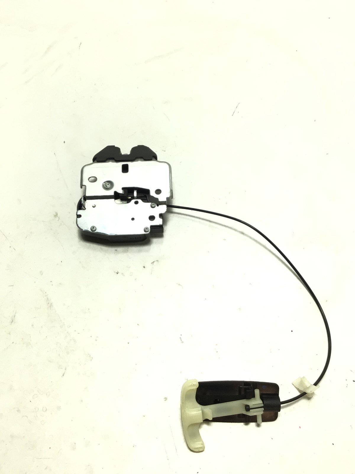 2016 NISSAN ALTIMA TRUNK LATCH /LOCK OEM * eBay