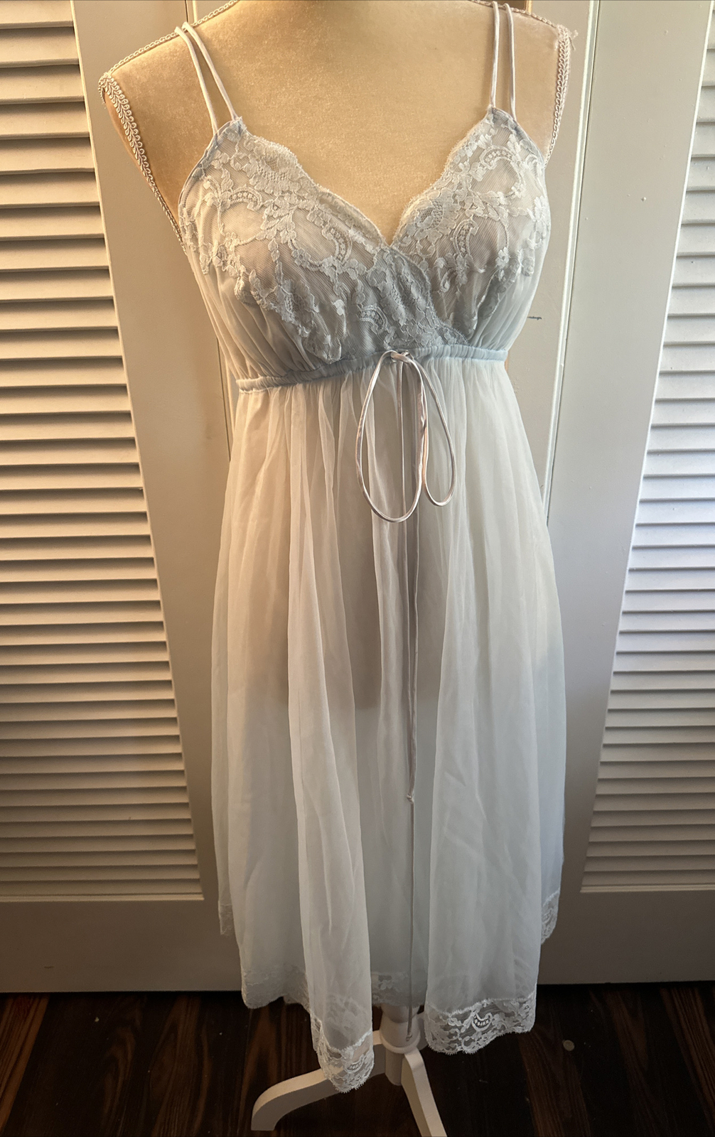 Vintage 1950s Ultra Feminine Vanity Fair Light BLue C… Gem