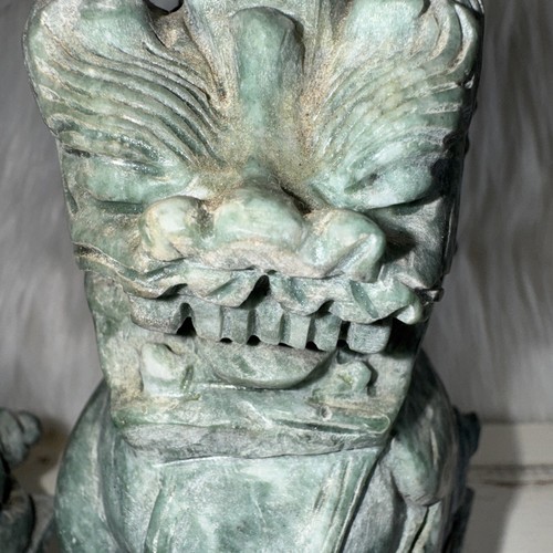 Vintage Pair of Chinese Green Hardstone / Jade Dogs of Foo for Good Feng Sui - Picture 10 of 15