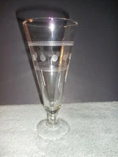  Anchor Hocking Pilsner Boopie Shape Glass  7 1/2"  AHC3 Circles and Bands