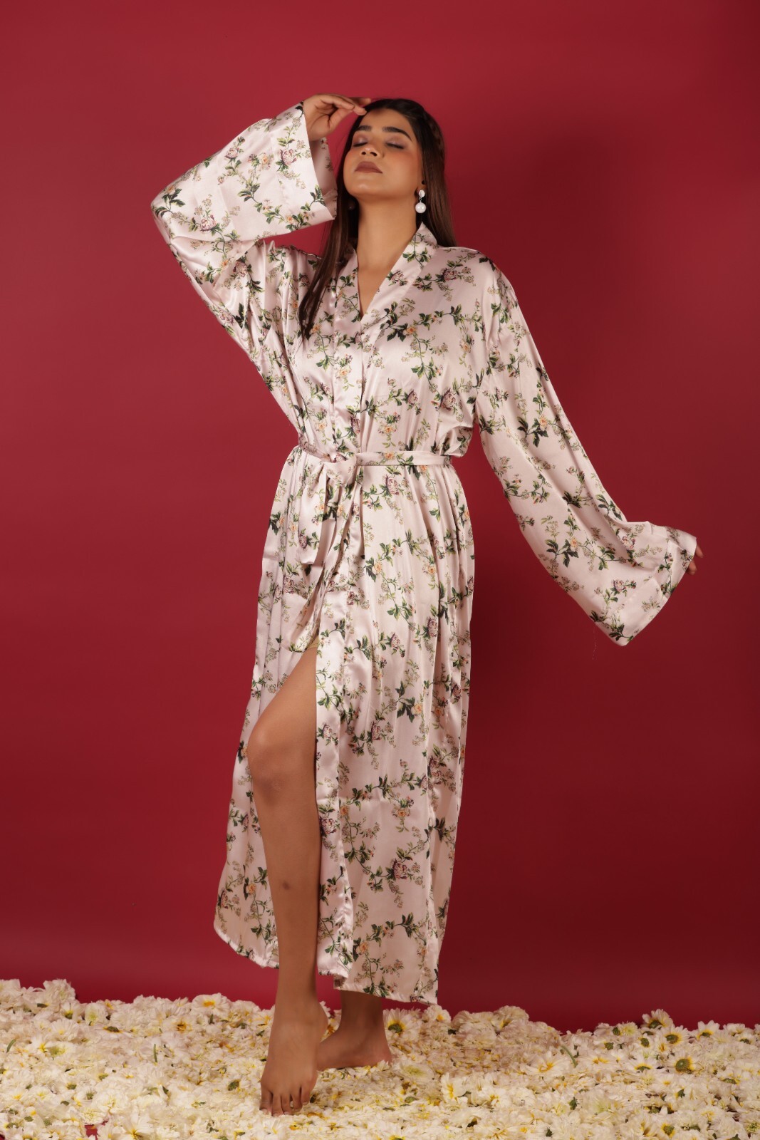 как выглядит Indian Floral Designing print White robe gown women Boho maxi kimono dress фото