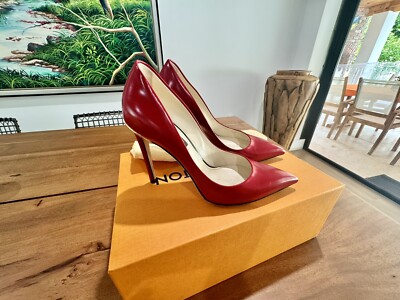 Louis Vuitton Eyeline Red Pump Heels pointed toe leather red Size