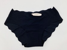 Vitoria Secret Hip Hugger Women s Panty Size M Black NWT