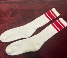 NWOT VTG 80s Men  s Three Stripe Acrylic Crew Athletic Socks Sz 9-12 Red White