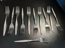 Lot of 11 VINTAGE Carlton Stainless Steel Flatware Dinner Forks Woodcrest Japan