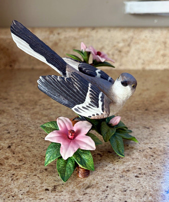 Lenox Northern Mockingbird Handcrafted Hand Painted Porcelain Figurine 1992