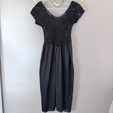 Vintage Gloria Vanderbilt Black Lace Midi Slip Dress Medium EUC