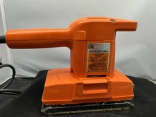 Black & Decker Dual Action Sander No. 7436 12 Volts 2.8amps. Works!