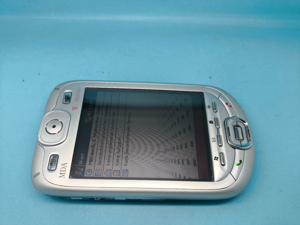 HTC Blue Angel Windows Mobile phone QTEK 9090 MDA III PDA Good Condition - Image 2 of 4