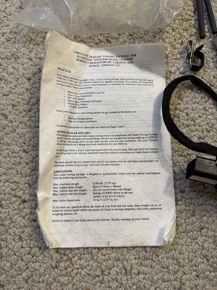 Mopar 04707682 Trailer Hitch Wire Harness for Voyager Caravan - Image 3 of 4