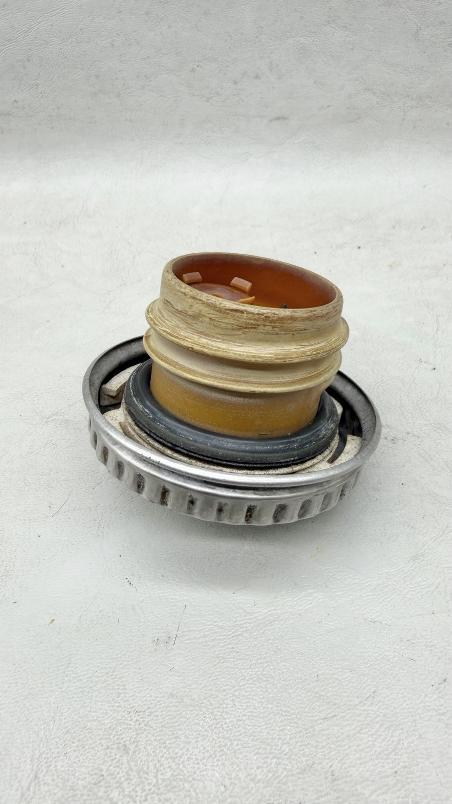 Rolls-Royce Silver Spirit 1980-1998 Fuel cap