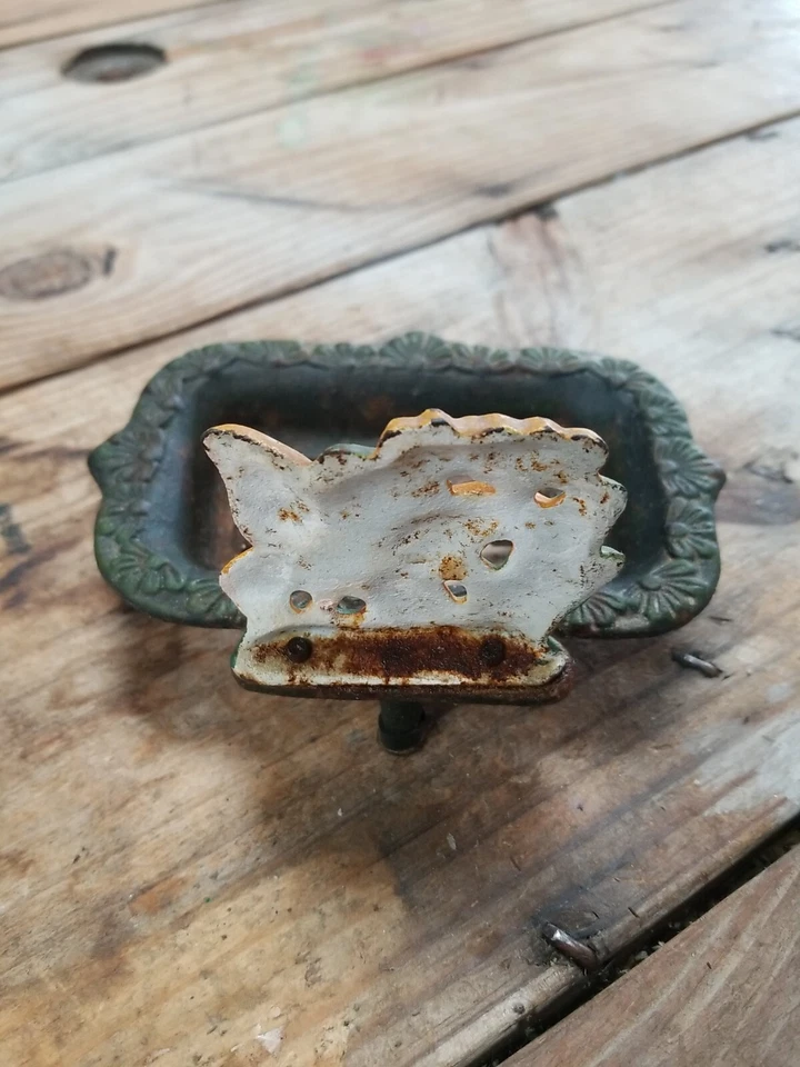 Jabonera ornamentada negra de hierro fundido vintage pies mariposa flor granja Foto 3 de 4