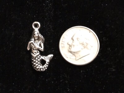 Mermaid Detailed antique silver Charm Pendant