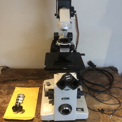 Nikon Diaphot Inverted Binocular Microscope c/w Lamps, Plan 20/0.4, 40/0.55...