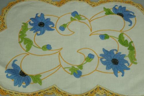 Machine Embroidered Blue Floral Tray Cloth or Doilie with Crocheted Trim KC858 - Picture 1 of 3