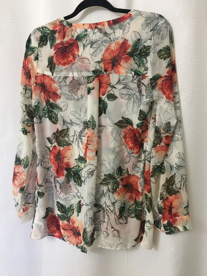 Jessica Simpson Maternity Womens Blouse Size Small Sheer Floral Ruffle A3 - Image 3 of 4