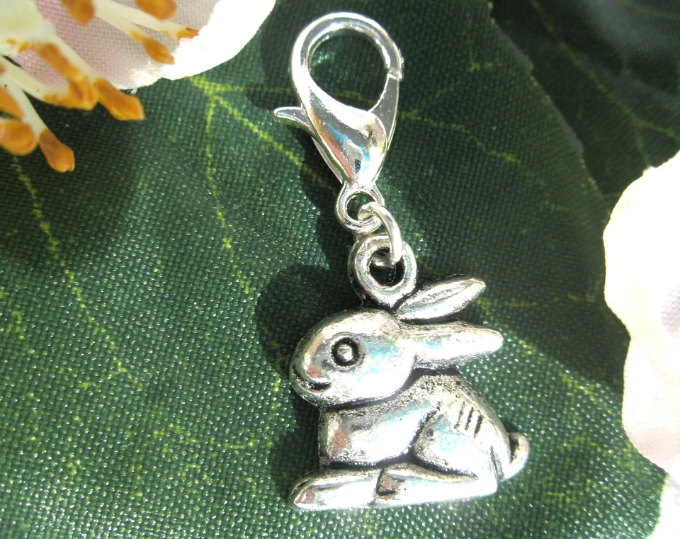 HASEN SILBER ANHÄNGER OSTERHASE HASE CHARM CLASSIC KETTE HALSKETTE KINDER DAMEN  - Bild 1 von 1