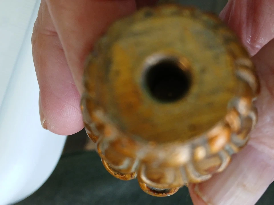 Architecture Gilt Finial Brass Threaded  Fluted  Wood/ Composite 0.064 OZ - Image 4 of 4