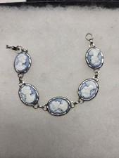 Vtg silver tone blue white resin Cameo Bracelet