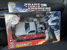 Hasbro Transformers Back to the Future 40th Anniversary Gigawatt Delorean