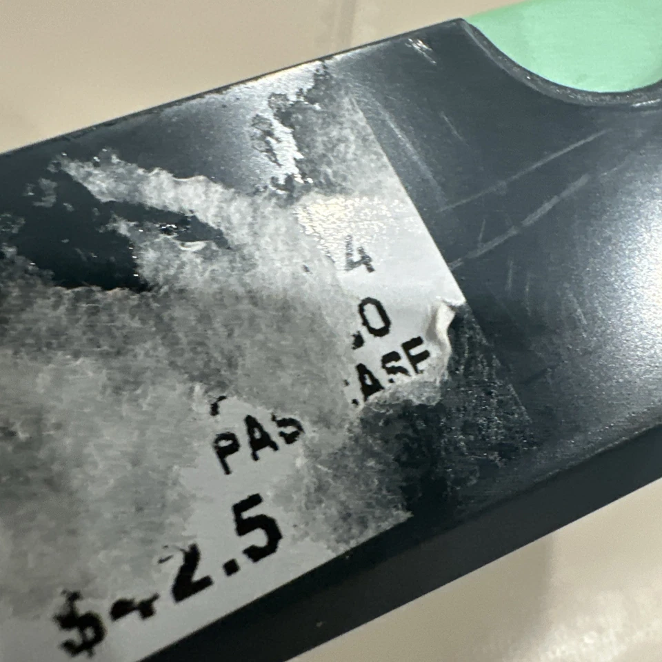 Cartera marrón con estuche para tarjetas de cuero genuino Perry Ellis Portfolio para hombre precio de venta sugerido por el fabricante 42,50 USD Foto 4 de 4