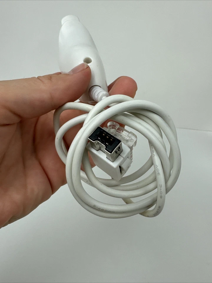 (2 Pieces) Original White Nunchuck for Nintendo Wii or Wii U RVL-004 OEM Tested - Image 4 of 4