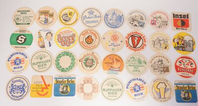 32-tlg. Konvolut Vintage Bierdeckel Bierfilz Brauereien Sixen Pschorr Schleppe