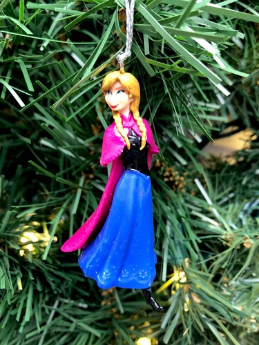 2022 Disney Frozen 2 Anna Christmas 