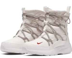 nike tanjun boots white