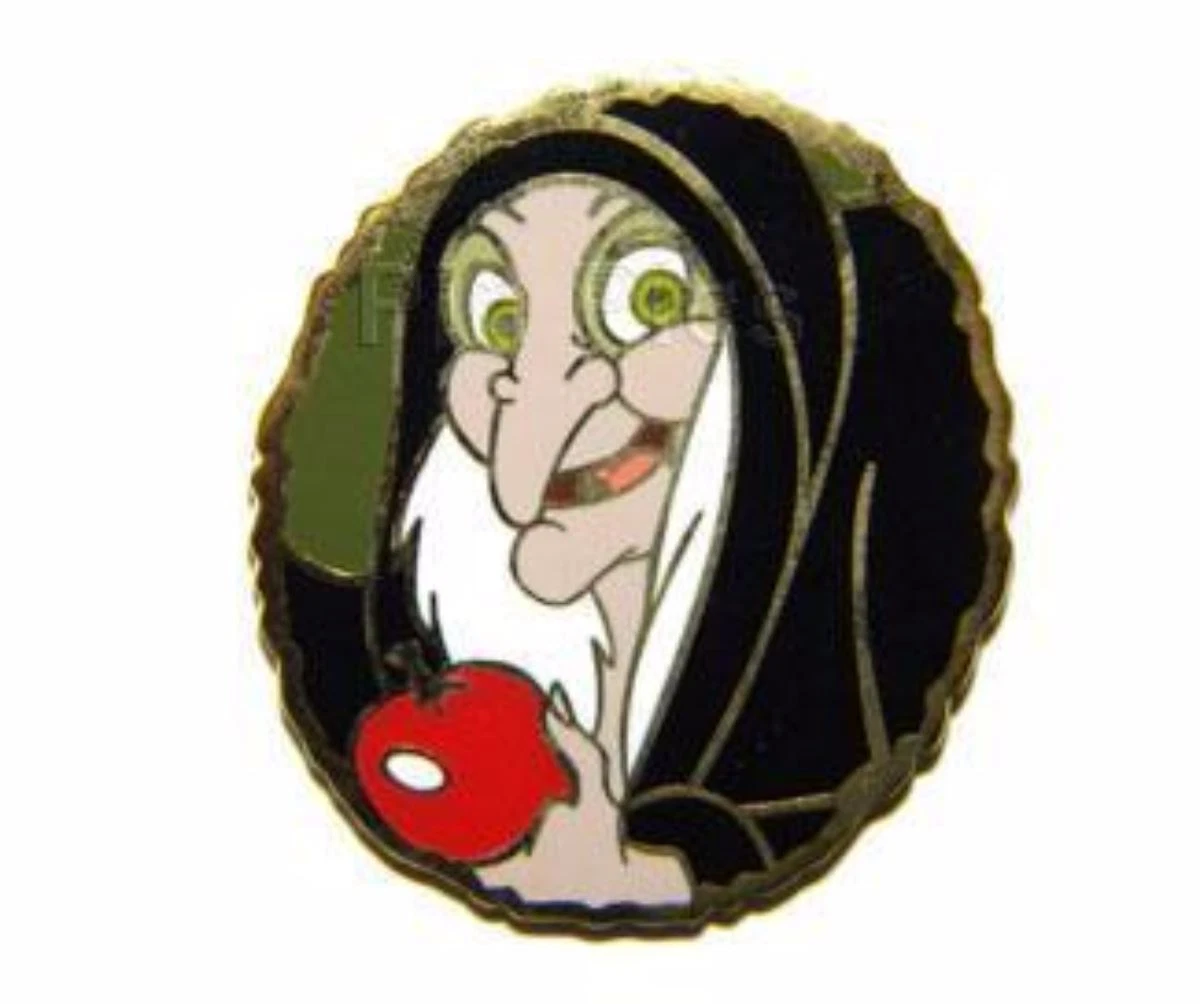 Disney Pin Old Hag Snow White and Seven Dwarfs Gold Metal Mystery PT52 75732