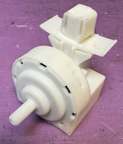 Hotpoint WMFUG863 Waschmaschine Druckschalter W11025732 160026921-03