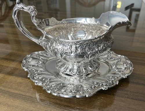 Gorham Antique Sterling Silver Chantilly Grand Gravy  Boat & Underplate 526 Gms