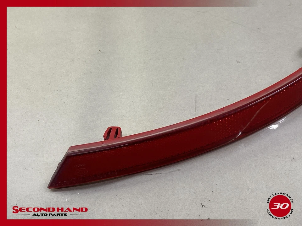 Luz reflectora para parachoques trasero Volkswagen CC T41143 2009-2011 LH 3C8945105B Foto 2 de 4