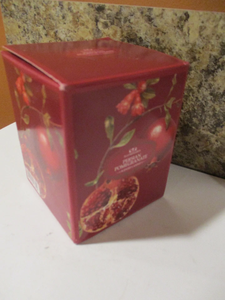 NUEVO EN CAJA ILLUMINARIA GRANADA PERSA CON VELA PERFUMADA CIRUELA 10,05 OZ ZODAX Foto 4 de 4